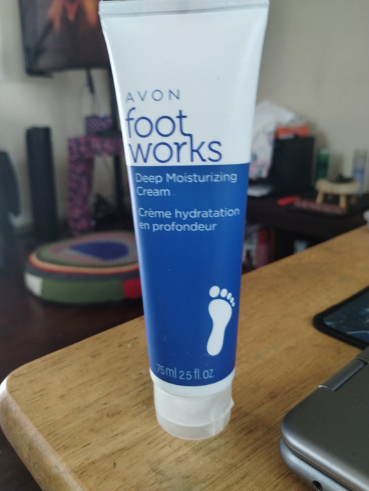 Avon Foot Works Moisturizing Cream